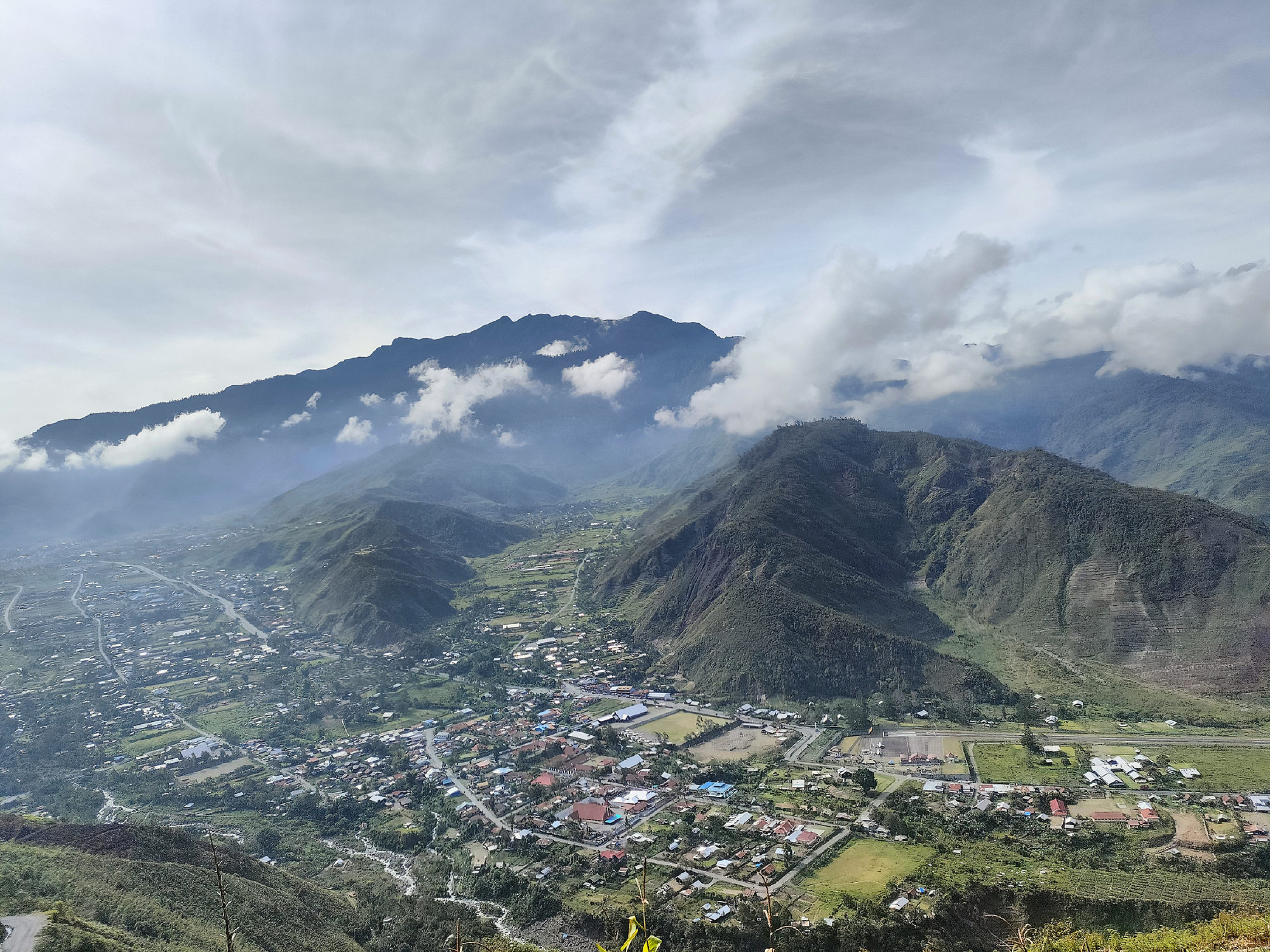 Panorama Kota Mulia Kabupaten Puncak Jaya